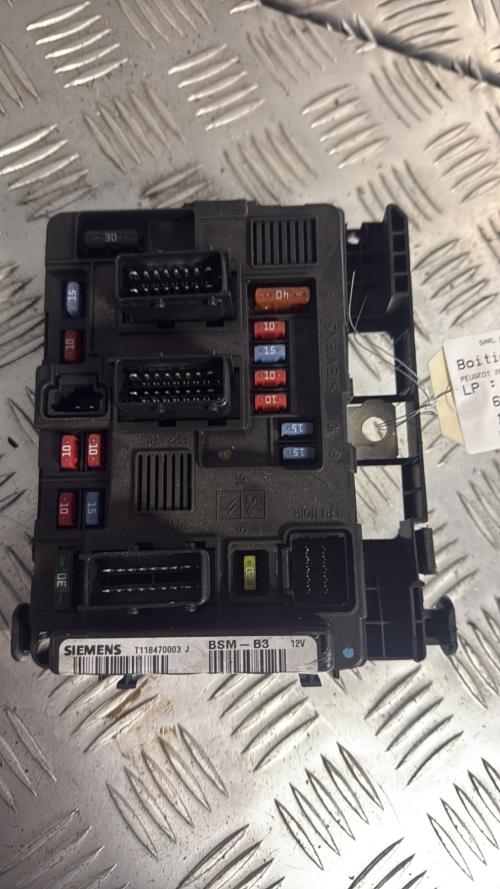 Boitier servitude moteur (BSM) PEUGEOT 206 PHASE 2 BREAK Essence - Image 1