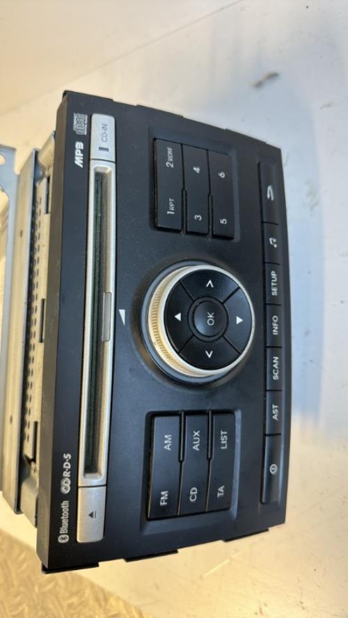 Autoradio d'origine MERCEDES CLASSE A 176 PHASE 2 Diesel - Image 1