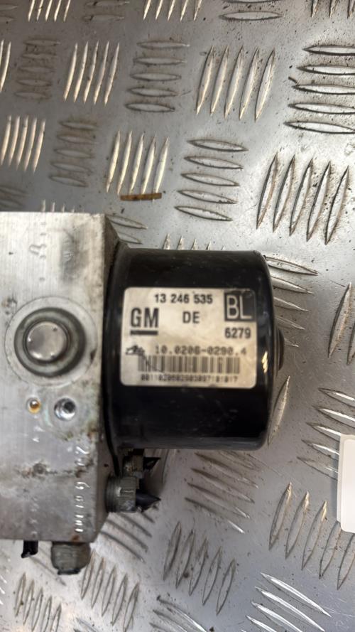 Bloc ABS (freins anti-blocage) OPEL ASTRA H PHASE 1 Diesel - Image 4