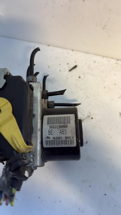 Bloc ABS (freins anti-blocage) CITROEN C3 1 PHASE 2 Diesel - Image 4