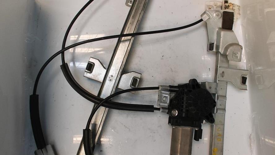 Leve vitre electrique avant droit PEUGEOT PARTNER 1 PHASE 2 Diesel - Image 1