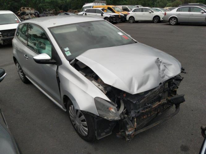 Autoradio d'origine VOLKSWAGEN POLO 5 PHASE 1 Diesel - Image 5