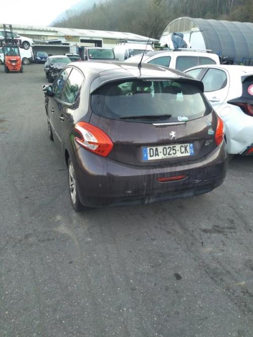 Bloc ABS (freins anti-blocage) PEUGEOT 208 1 PHASE 1 Diesel - Image 5