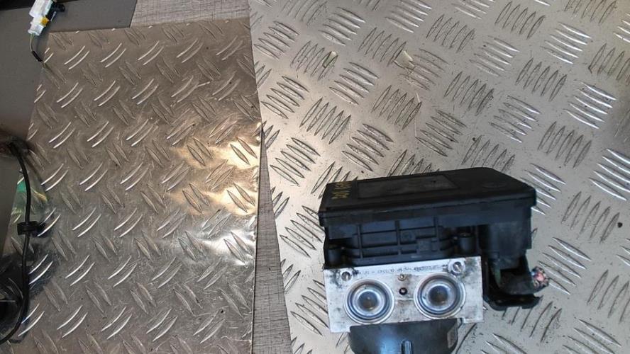 Bloc ABS (freins anti-blocage) PEUGEOT 208 1 PHASE 1 Diesel - Image 3