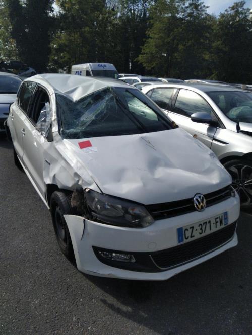 Serrure avant gauche VOLKSWAGEN POLO 5 PHASE 1 Diesel - Image 9