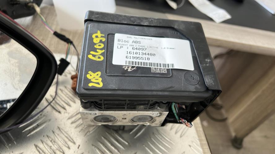 Bloc ABS (freins anti-blocage) PEUGEOT 208 1 PHASE 1 Diesel - Image 1