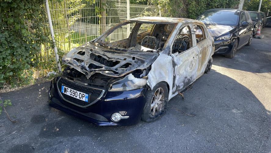 Bloc ABS (freins anti-blocage) PEUGEOT 208 1 PHASE 1 Essence - Image 4