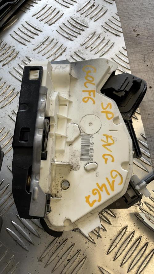 Serrure avant gauche VOLKSWAGEN GOLF 6 Diesel - Image 1