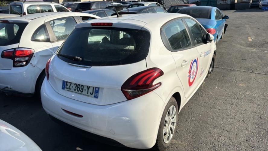 Serrure avant droit PEUGEOT 208 1 PHASE 2 Diesel - Image 6