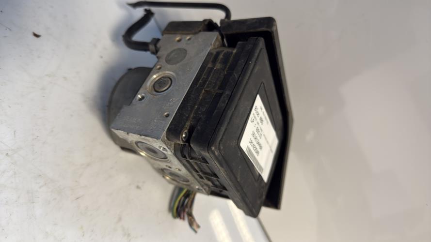 Bloc ABS (freins anti-blocage) PEUGEOT 208 1 PHASE 1 Diesel - Image 3