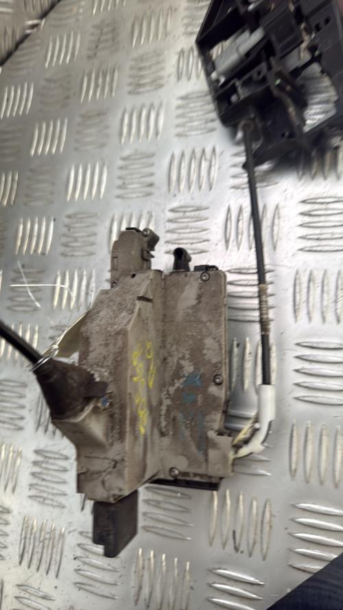 Serrure arriere gauche PEUGEOT 208 1 PHASE 1 Diesel - Image 3