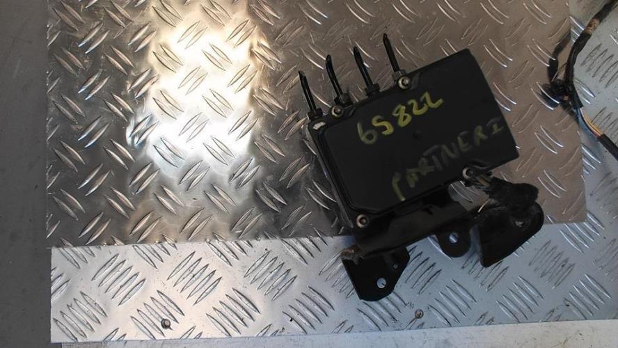 Bloc ABS (freins anti-blocage) PEUGEOT PARTNER 1 PHASE 2 Diesel - Image 1