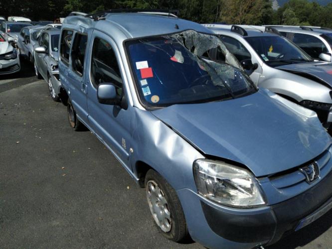 Bloc ABS (freins anti-blocage) PEUGEOT PARTNER 1 PHASE 2 Diesel - Image 4