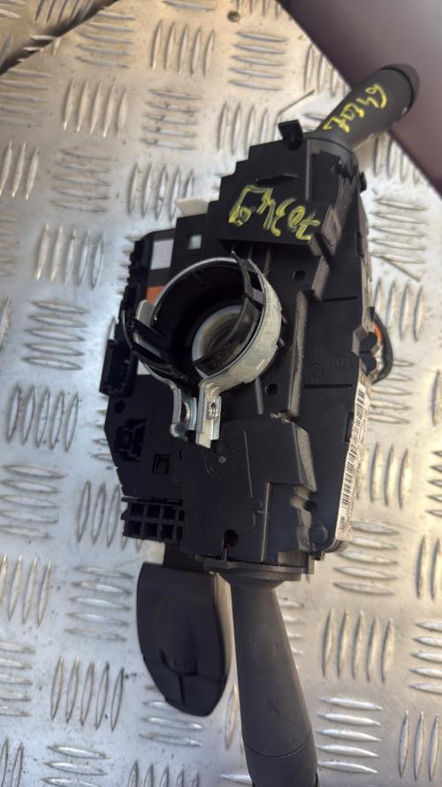 Com (Bloc Contacteur Tournant+Commodo Essuie Glace+Commodo Phare) PEUGEOT 208 1 PHASE 2 Diesel - Image 3