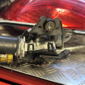 Moteur essuie glace avant RENAULT KANGOO 1 PHASE 2 Diesel - Image 1