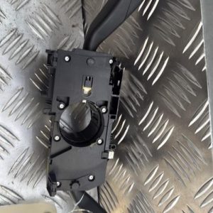 Commodo phare VOLKSWAGEN POLO 5 PHASE 1 Diesel - Image 1