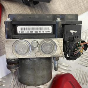 Bloc ABS (freins anti-blocage) CITROEN C4 1 PHASE 1 COUPE Diesel - Image 1