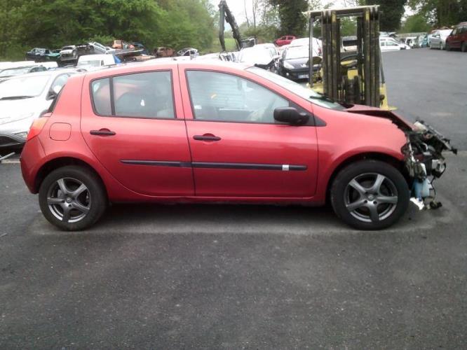 Bloc ABS (freins anti-blocage) RENAULT CLIO 3 PHASE 1 Essence - Image 3