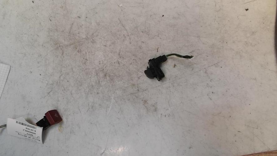 Interrupteur de leve vitre avant gauche CITROEN BERLINGO 2 PHASE 1 Diesel - Image 2