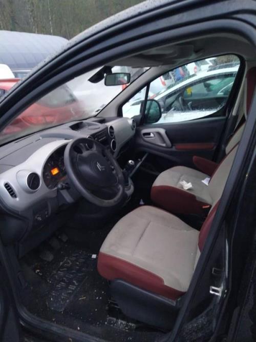 Interrupteur de leve vitre avant gauche CITROEN BERLINGO 2 PHASE 1 Diesel - Image 6