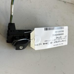 Interrupteur de leve vitre avant droit CITROEN BERLINGO 2 PHASE 3 Diesel - Image 1