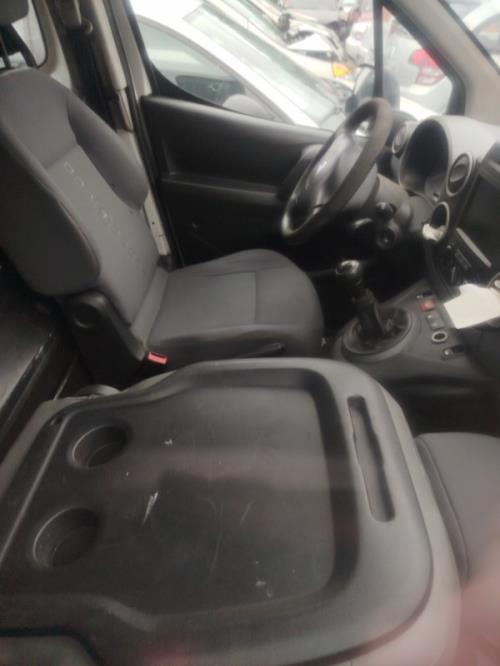 Interrupteur de leve vitre avant droit CITROEN BERLINGO 2 PHASE 3 Diesel - Image 5