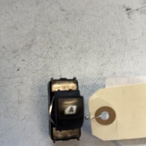 Interrupteur de leve vitre avant droit CITROEN BERLINGO 2 PHASE 2 Diesel - Image 1