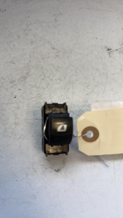 Interrupteur de leve vitre avant droit CITROEN BERLINGO 2 PHASE 2 Diesel - Image 2