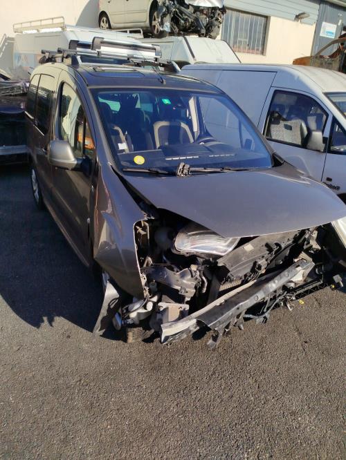 Interrupteur de leve vitre avant droit CITROEN BERLINGO 2 PHASE 2 Diesel - Image 4