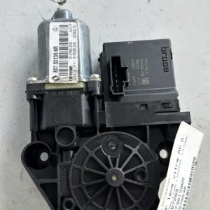 Moteur leve vitre avant droit RENAULT MEGANE 3 PHASE 1 Diesel - Image 1