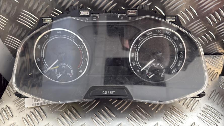 Compteur SKODA FABIA 4 Essence - Image 2