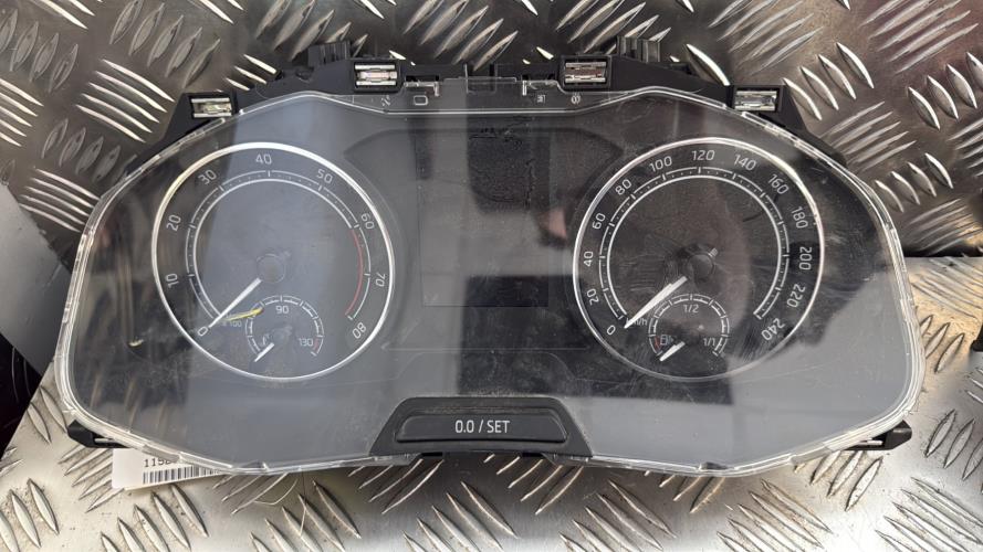 Compteur SKODA FABIA 4 Essence - Image 3