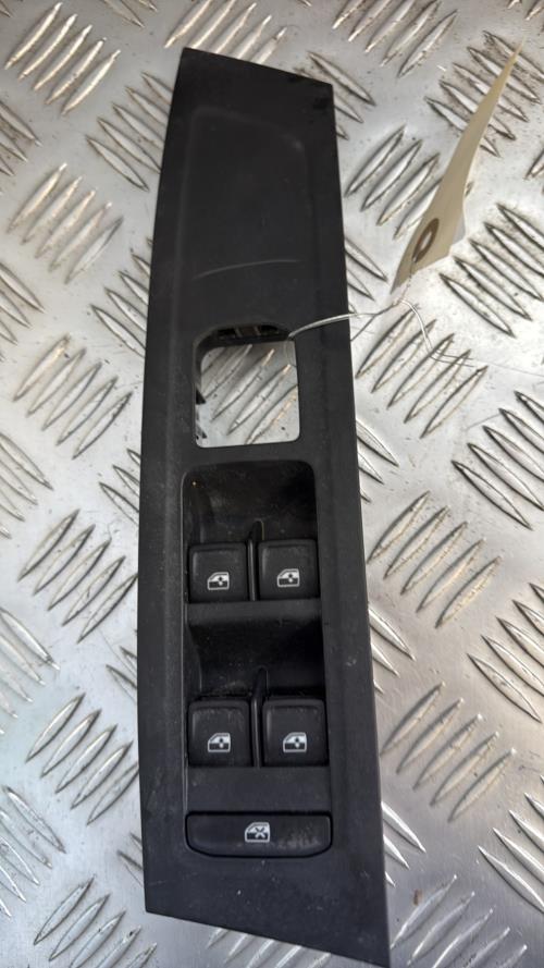 Interrupteur de leve vitre avant gauche SKODA FABIA 4 Essence - Image 1