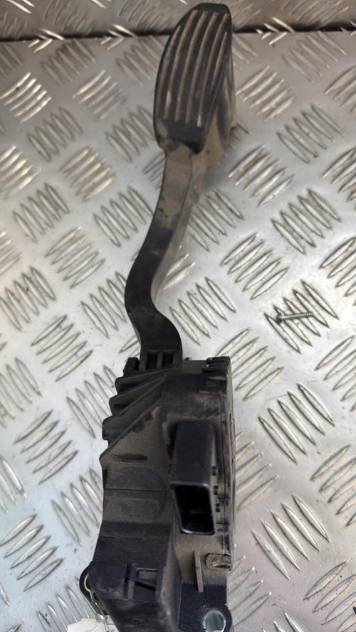 Pedale d'accelerateur FORD KA 2 PHASE 2 Essence - Image 2