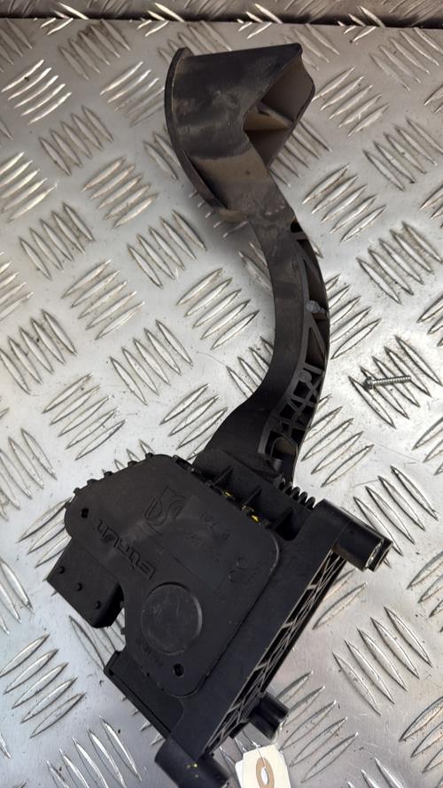 Pedale d'accelerateur FORD KA 2 PHASE 2 Essence - Image 3