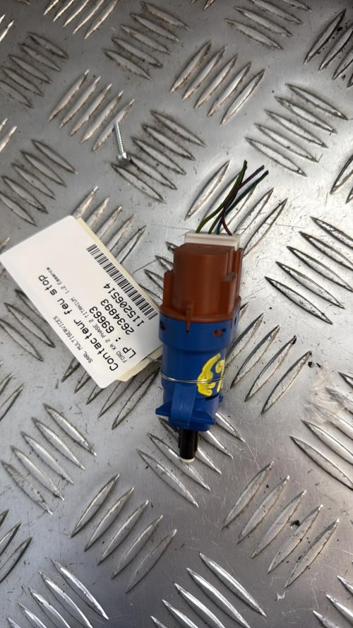 Contacteur feu stop FORD KA 2 PHASE 2 Essence - Image 2