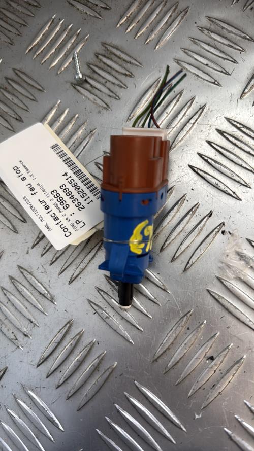 Contacteur feu stop FORD KA 2 PHASE 2 Essence - Image 3