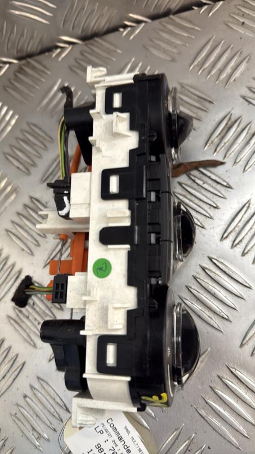 Commande chauffage PEUGEOT 208 1 PHASE 1 Essence - Image 3
