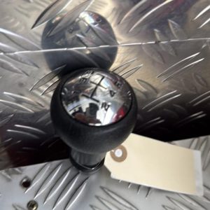 Pommeau de vitesses PEUGEOT 207 PHASE 1 Diesel - Image 1