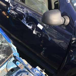 Porte avant droit DACIA DUSTER 1 PHASE 2 Essence - Image 1