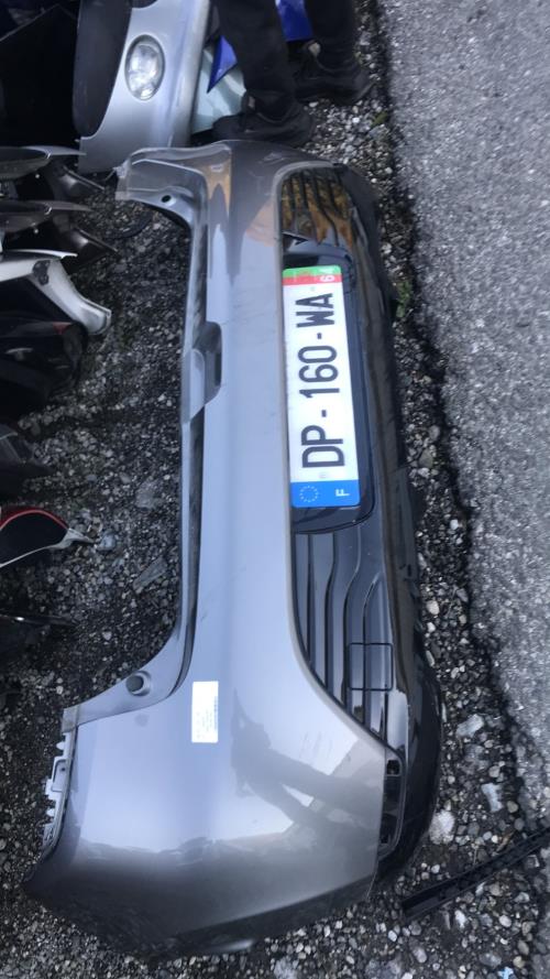 Pare choc arriere RENAULT CLIO 4 PHASE 1 Essence - Image 2