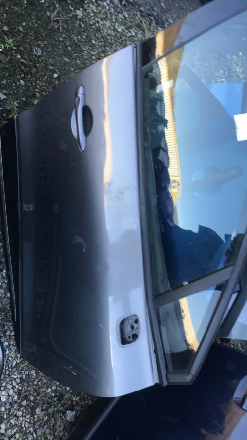 Porte avant droit RENAULT CLIO 4 PHASE 1 Essence - Image 1