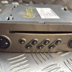 Autoradio d'origine RENAULT CLIO 3 PHASE 1 Diesel - Image 1