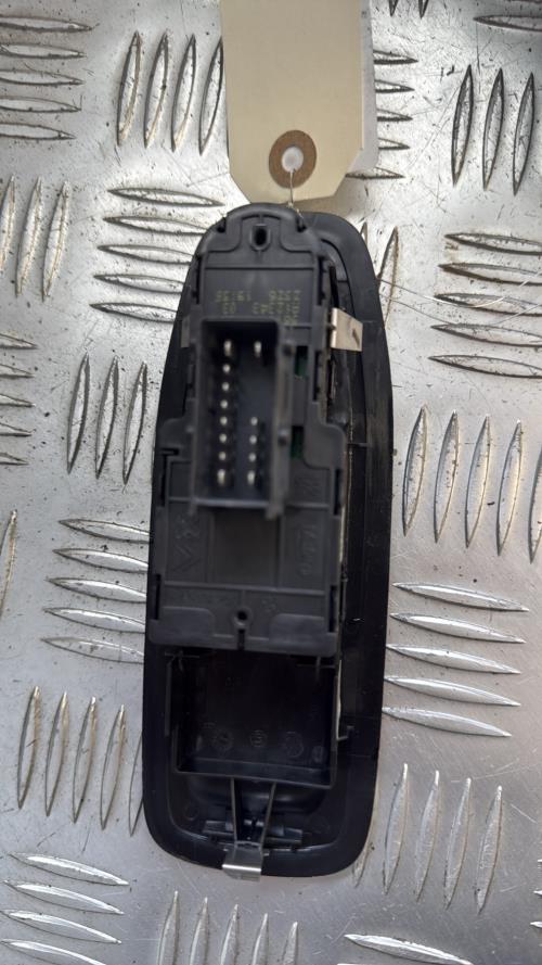 Interrupteur de leve vitre avant gauche PEUGEOT 208 1 PHASE 1 Essence - Image 3