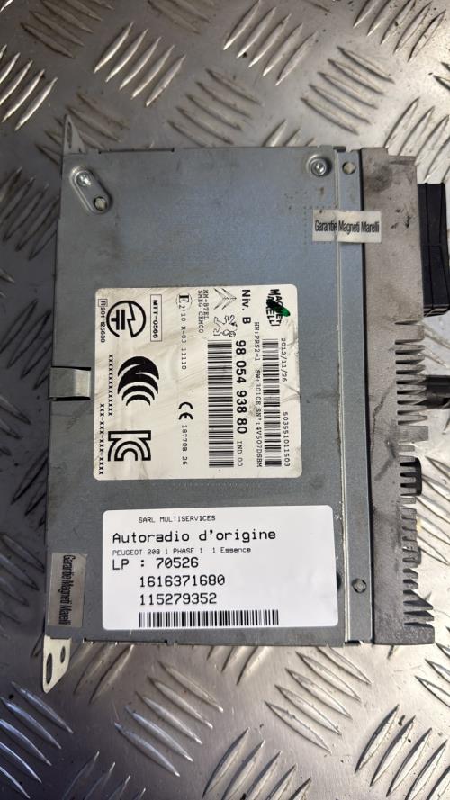 Autoradio d'origine PEUGEOT 208 1 PHASE 1 Essence - Image 1