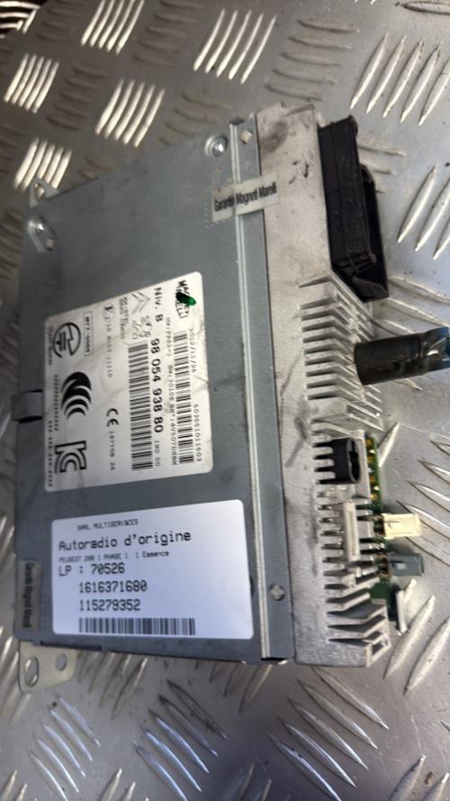 Autoradio d'origine PEUGEOT 208 1 PHASE 1 Essence - Image 3