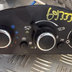 Commande chauffage DACIA DUSTER 1 PHASE 1 - Image 1