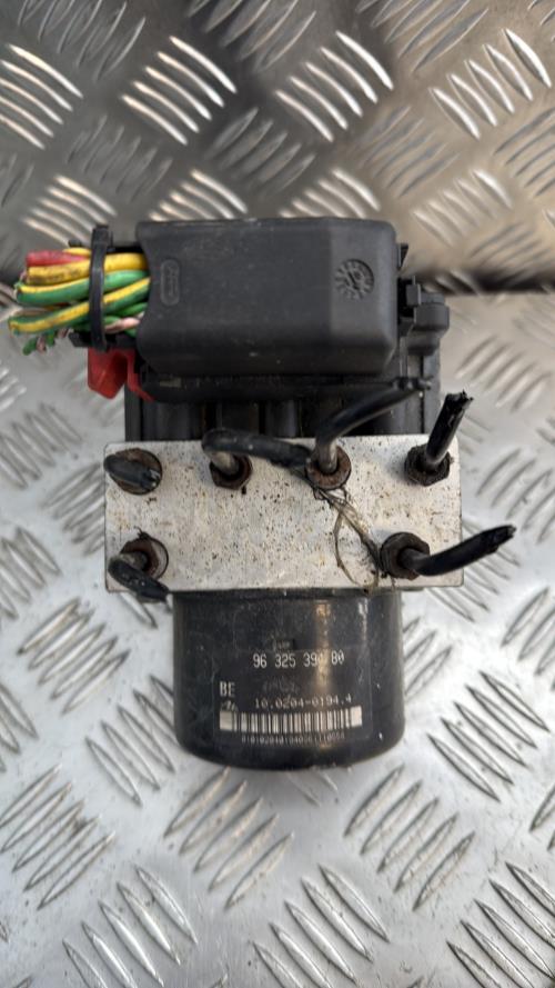 Bloc ABS (freins anti-blocage) PEUGEOT 206 PHASE 1 Diesel - Image 2