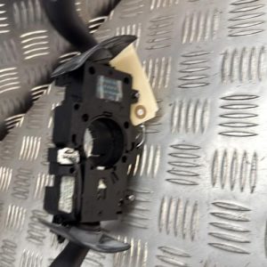 Com (Bloc Contacteur Tournant+Commodo Essuie Glace+Commodo Phare) VOLKSWAGEN FOX Essence - Image 1