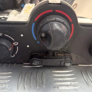 Commande chauffage RENAULT CLIO 3 PHASE 1 Diesel - Image 1